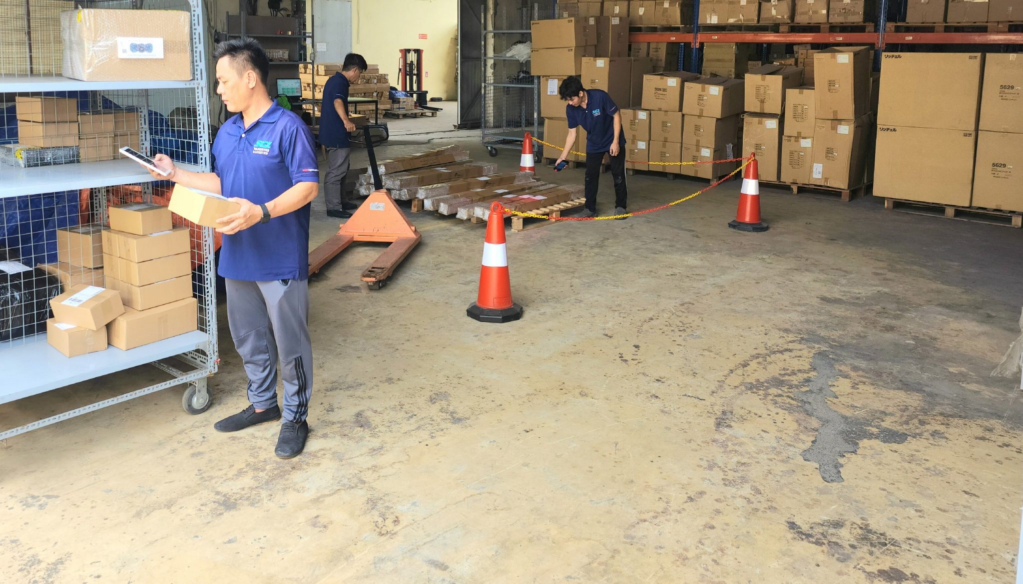 Lưu kho quản lý hàng hóa