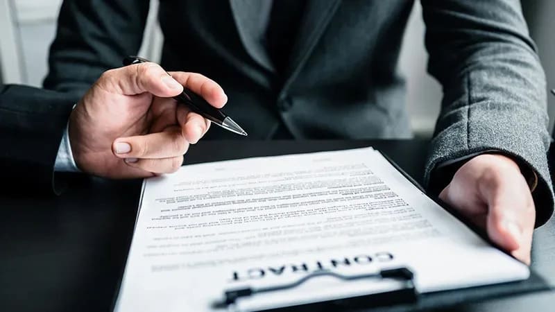 Hợp đồng dịch vụ logistics là gì?