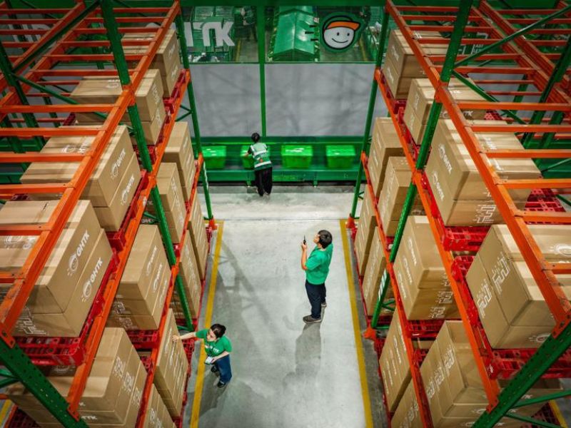 Khám phá các hoạt động chính trong quy trình E-Logistics